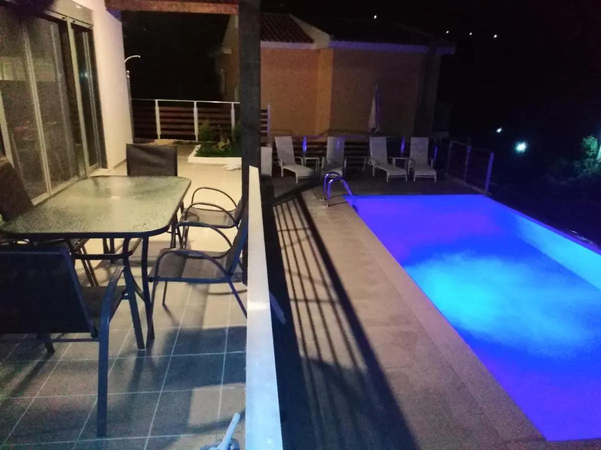 Villa George Sunrise Ratzaklion